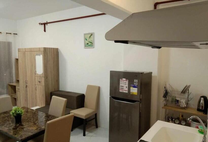 M&m Royal Oceancrest Mactan