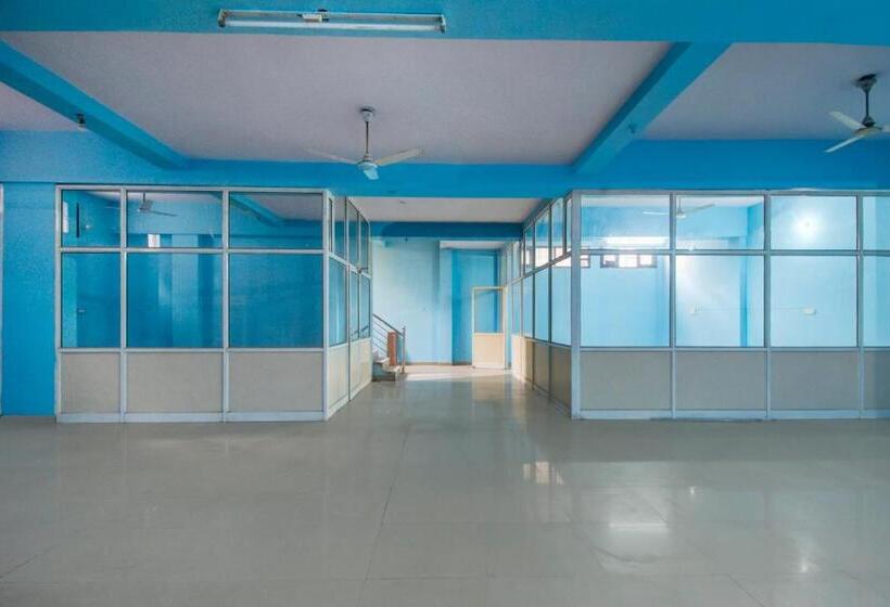 Oyo Hotel Tanu Palace