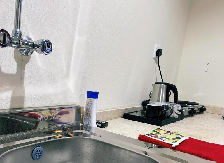 ペンション Al Baraka Studio