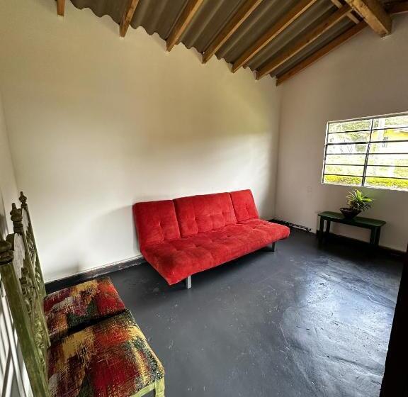 Пансион Avatar Mountain Retreat