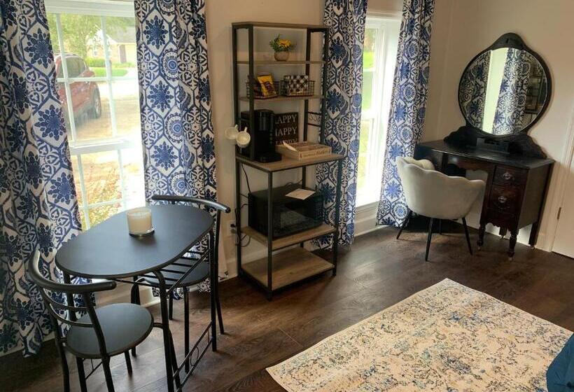 بنسيون Beautiful Private Suite In Upscale Neighborhood. Down The Road From Nature Park And Restaurants Etc