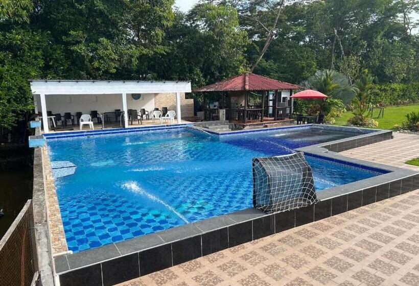 펜션 Hospedaje Familar Campestre Villa Alondra