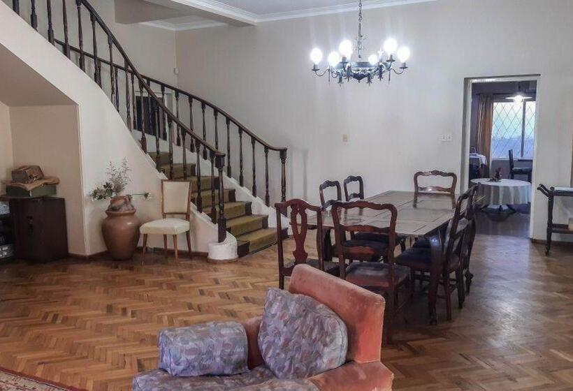 بنسيون Casa Cardozo