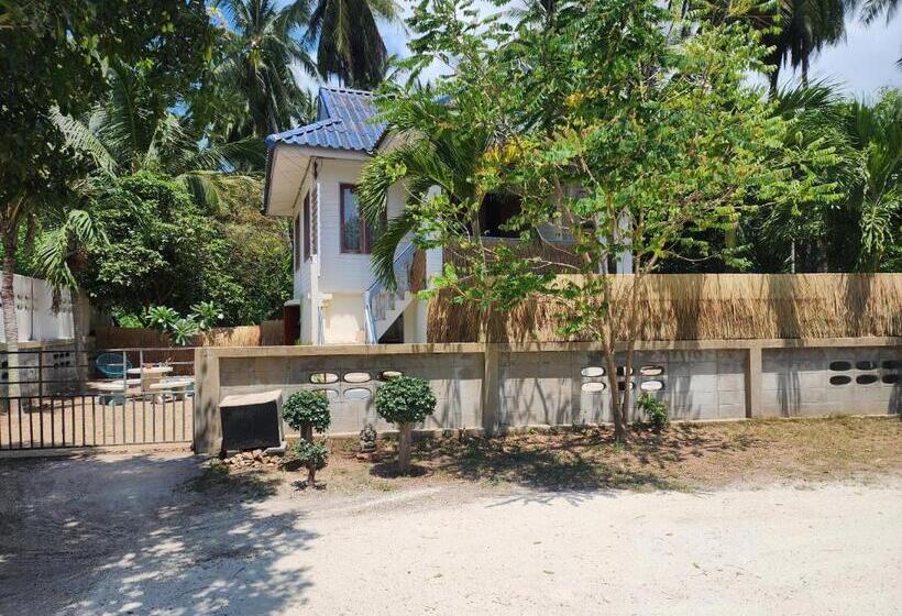 ペンション Chambre D Hôtes Dans Maison Traditionnelle Thaï