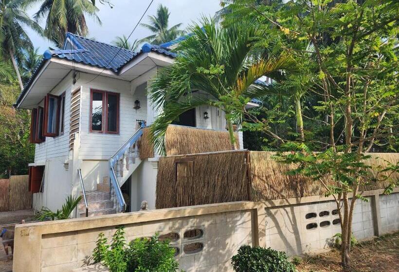 ペンション Chambre D Hôtes Dans Maison Traditionnelle Thaï