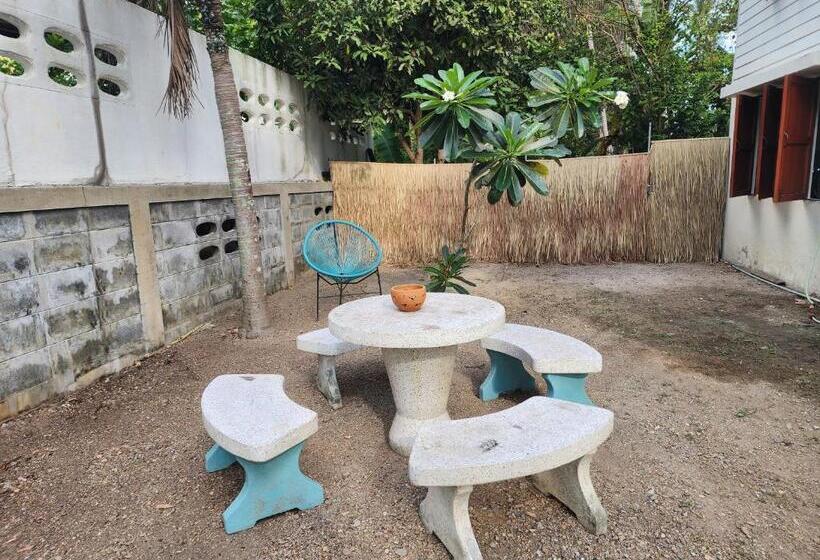 ペンション Chambre D Hôtes Dans Maison Traditionnelle Thaï