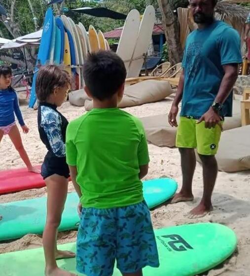 بنسيون Happy Waves Guesthouse