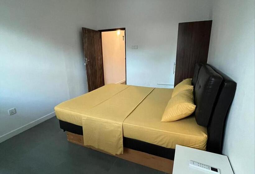 بنسيون Happy Waves Guesthouse