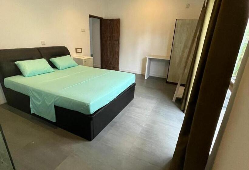 بنسيون Happy Waves Guesthouse