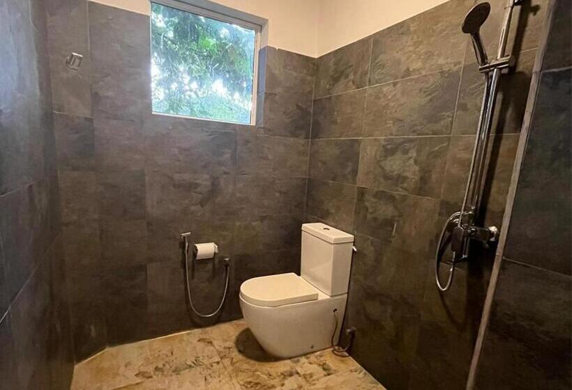 بنسيون Happy Waves Guesthouse