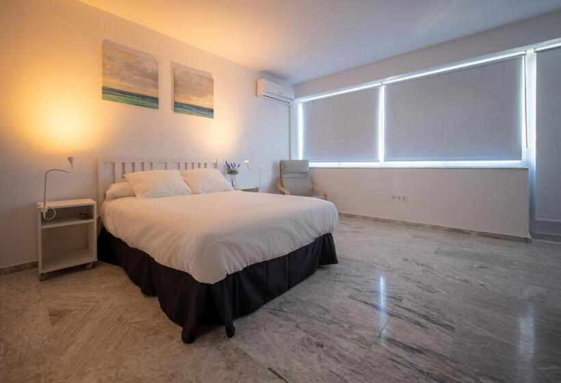 펜션 Hostal Antiguo Palacio Hotel París