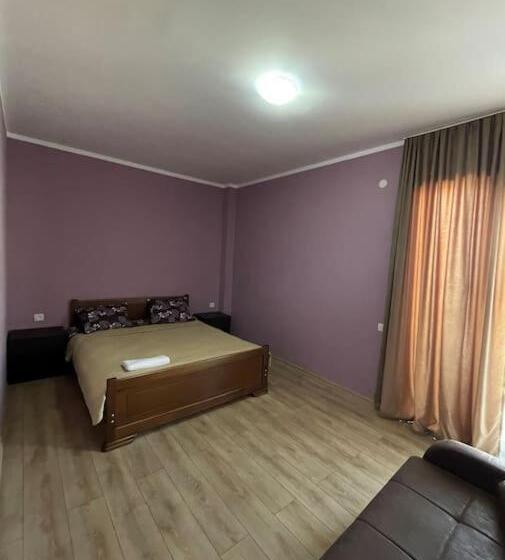 پانسیون Khando2023