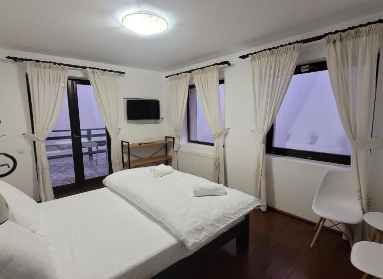 פנסיון La Rocca