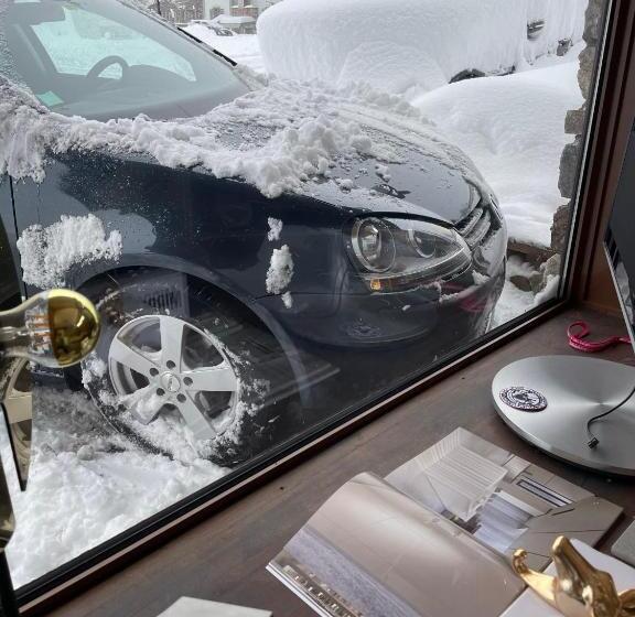 Пансион Mazot Agora Suite Pop Up Gallery Experience Suite