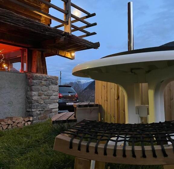 Пансион Mazot Agora Suite Pop Up Gallery Experience Suite