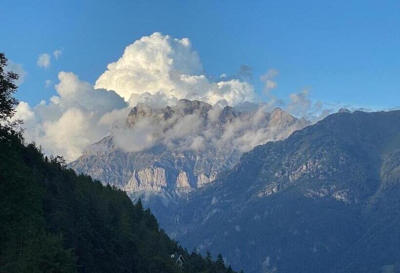 Пансион Mazot Agora Suite Pop Up Gallery Experience Suite