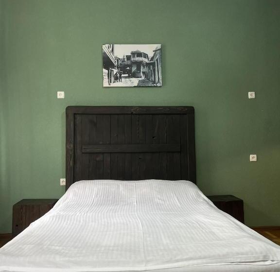 پانسیون Orkhi Guest House & Hostel