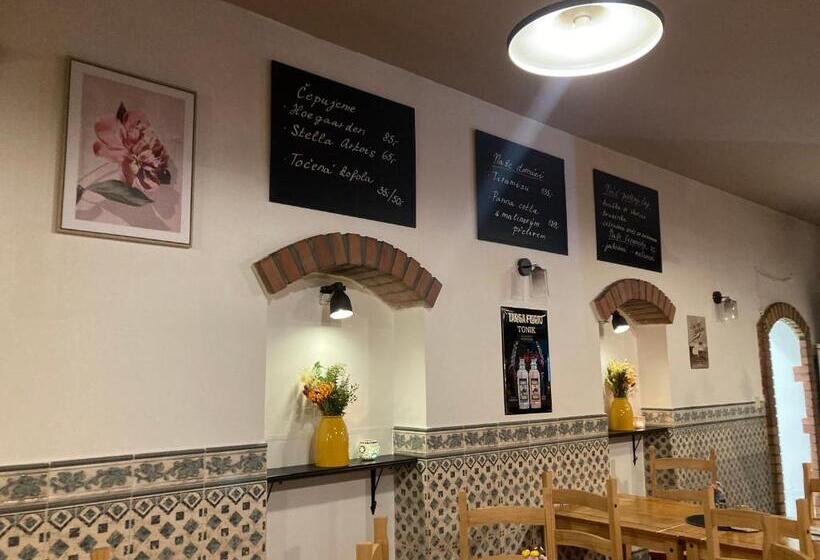 פנסיון Penzion Verde Rosa