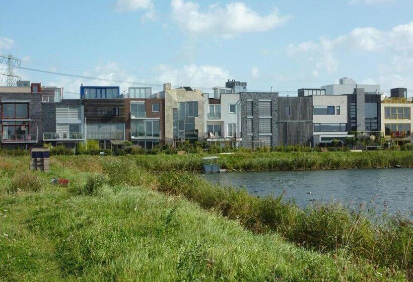 Pensão Private Eco Wooden Studio With Bath And Bikes And Garden