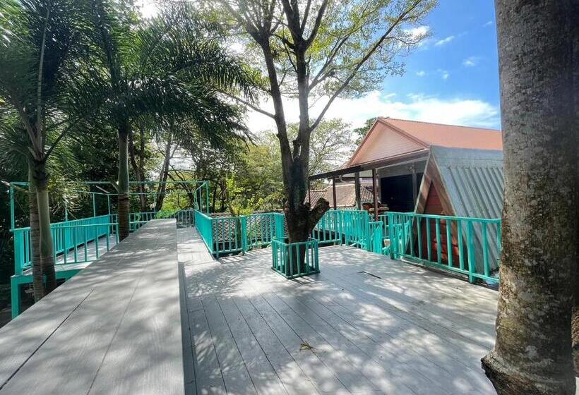 بنسيون Seaview Hopper Phuket House