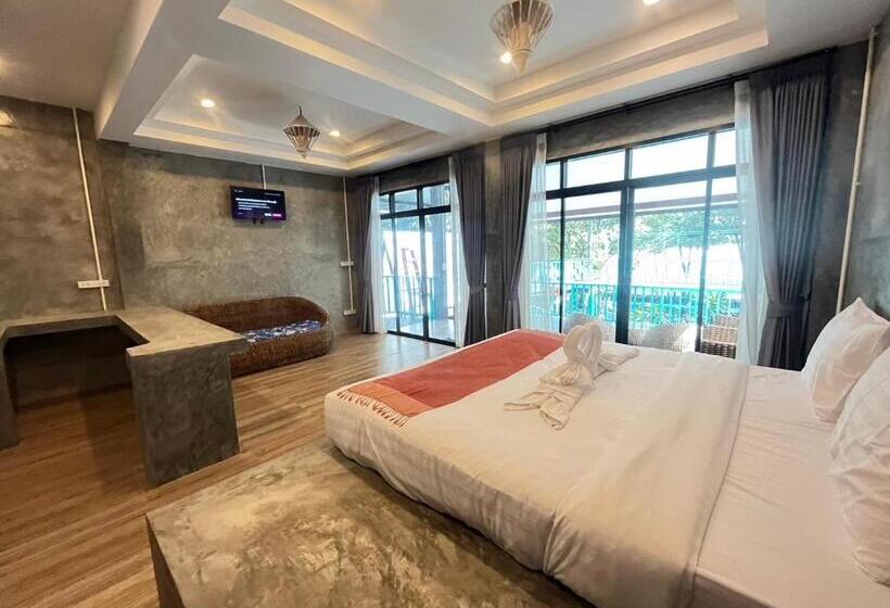 פנסיון Seaview Hopper Phuket House