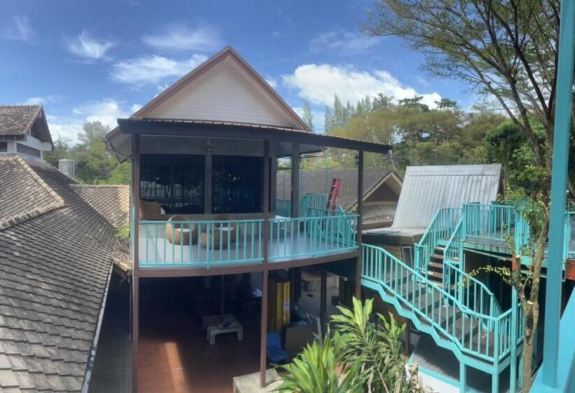 פנסיון Seaview Hopper Phuket House