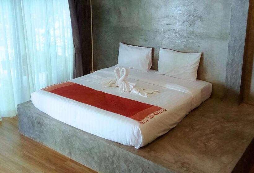 פנסיון Seaview Hopper Phuket House