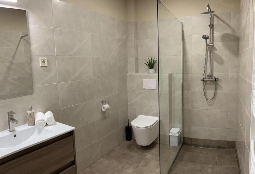 פנסיון Seregély Vendégház