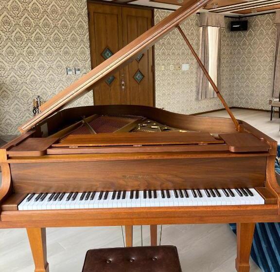 ペンション Sunset Hills   Vacation Stay 21373v