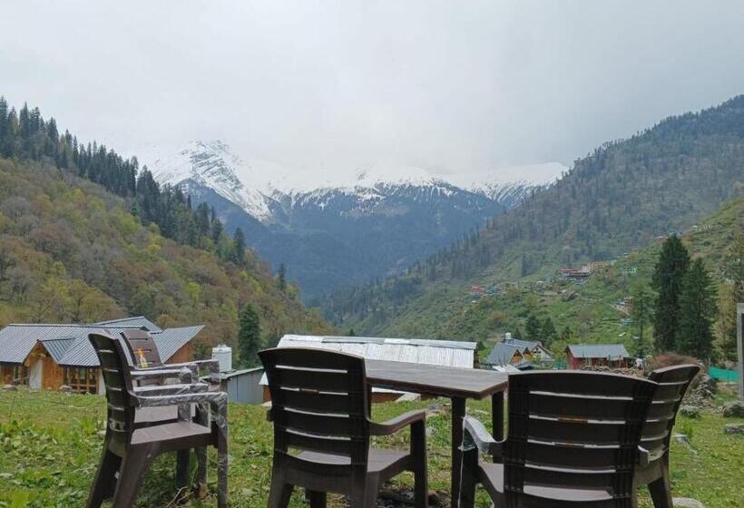 بنسيون The Harmony Club Thc Cafe & Stay, Tosh