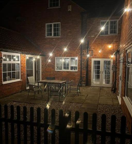 Пансион Wellbet Farm