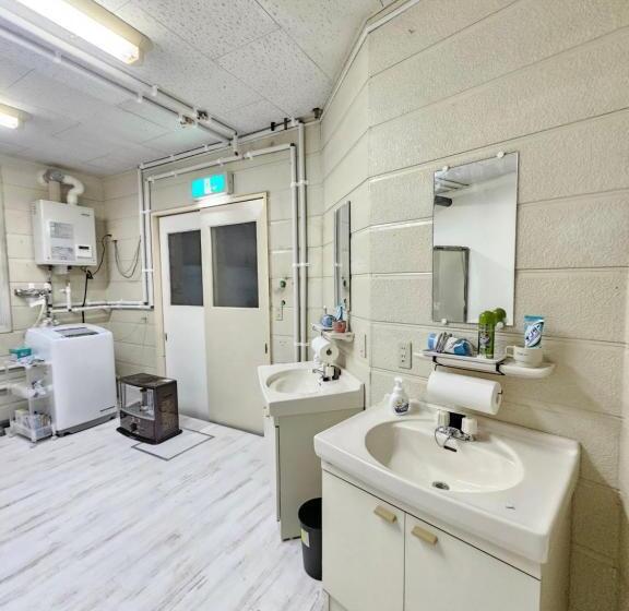 بنسيون White House ホワイト ハウス