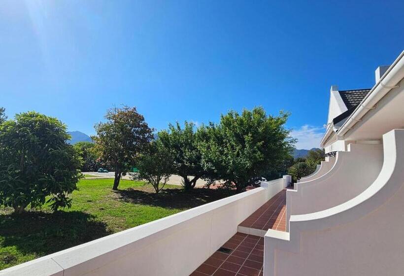 بنسيون Wingrock Guesthouse