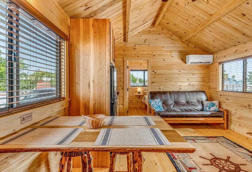 منتجع Cabins At Bonefish Bay