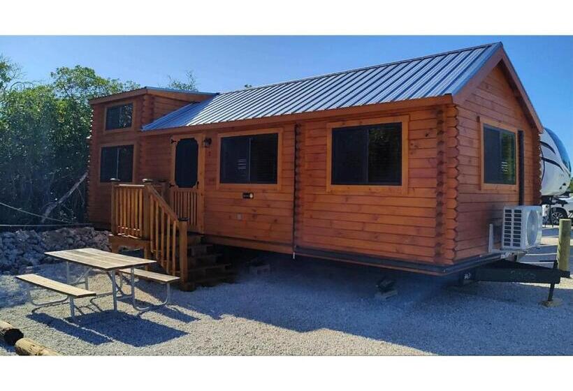 منتجع Cabins At Bonefish Bay