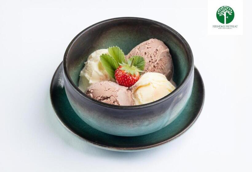 리조트 Ferndale Retreat