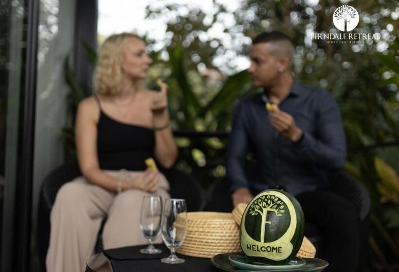 리조트 Ferndale Retreat