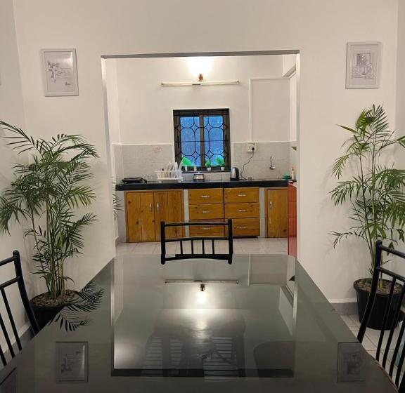 리조트 Honeydew Villas By Goaround Homes At Vagator