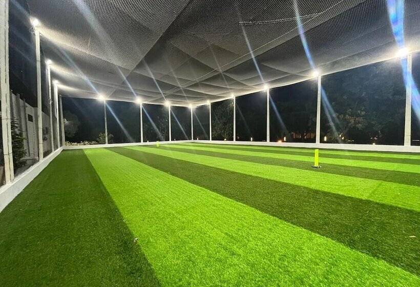 אתר נופש Rocks And Greens