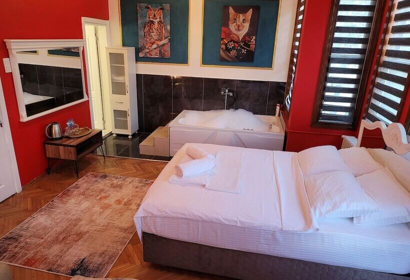 Sari Kosk Butik Otel