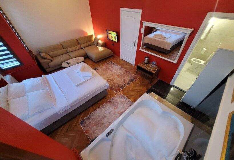 Sari Kosk Butik Otel