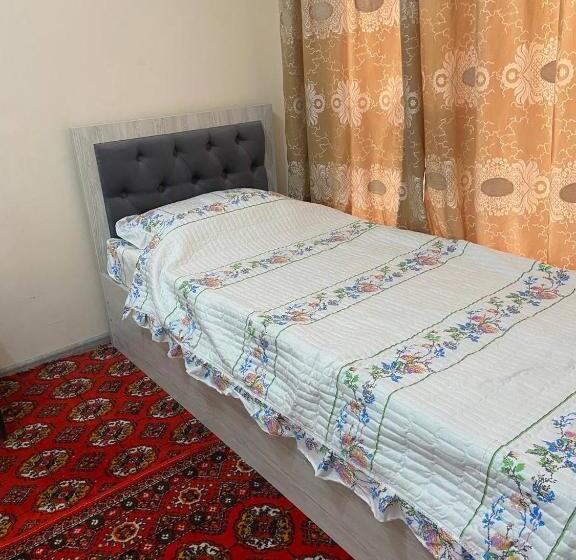 Sardorbek Hostel