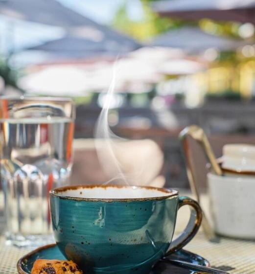 Starfish Pattaya   Bed And Breakfast