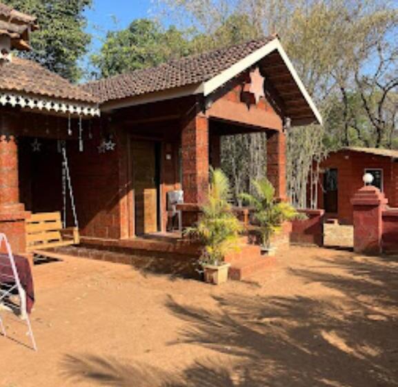 Tarangan Resort Chiplun