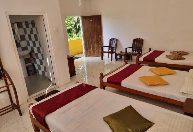 The Nature S Resort, Hanwella