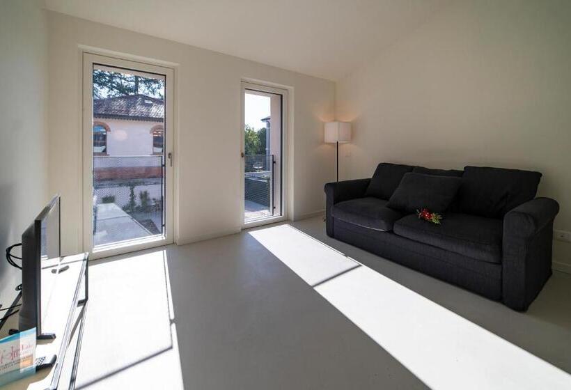 Via Vittorio Veneto 468 Chiari