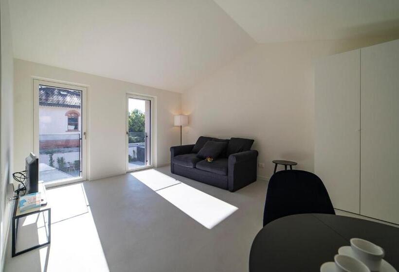 Via Vittorio Veneto 468 Chiari