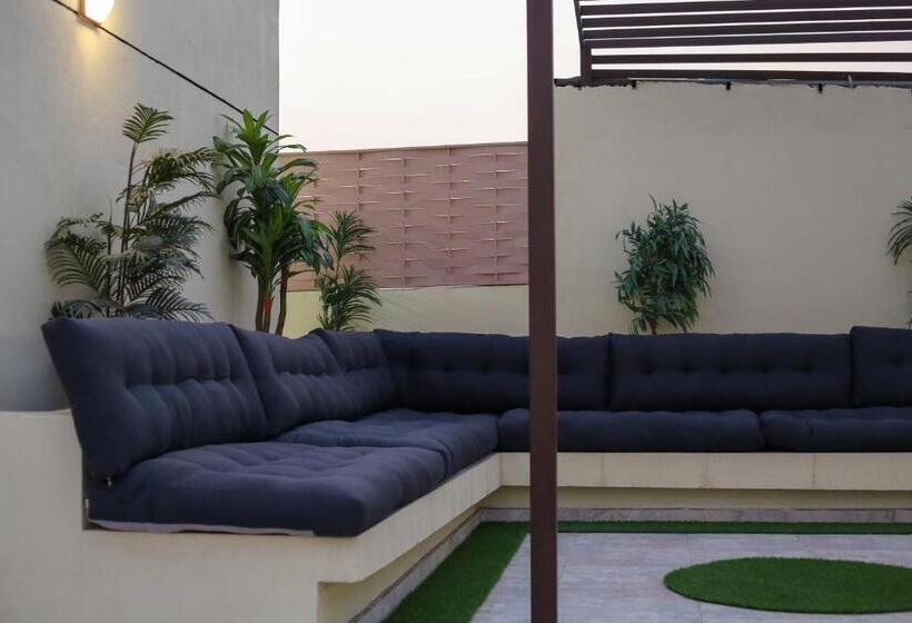 شاليه ومنتجع كادي أنيق وفخم بجلسات خارجيه