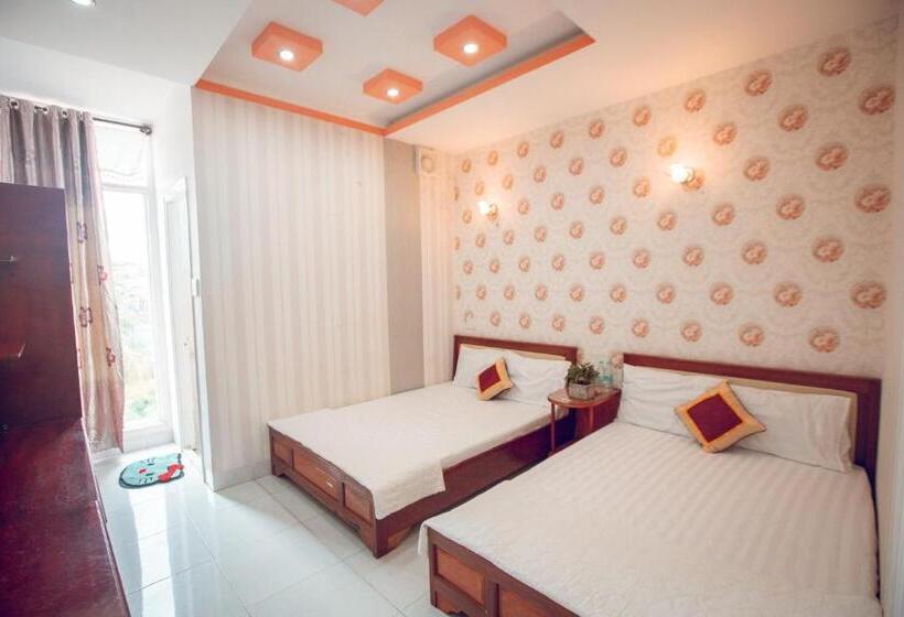 đà Lạt Ninh Chữ Hotel & Coffee