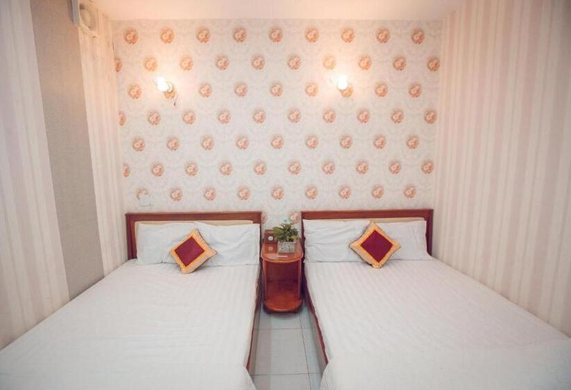 đà Lạt Ninh Chữ Hotel & Coffee